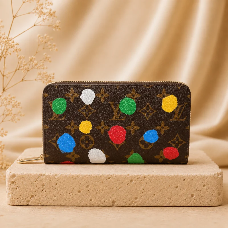 Louis Vuitton Zippy Wallet Brush