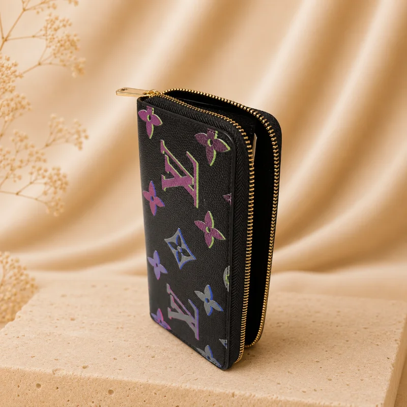 Louis Vuitton Zippy Empreinte UV - Görsel 3
