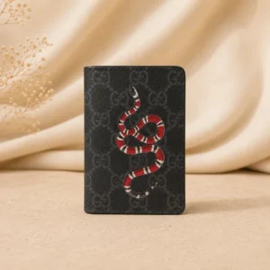 Guccı Pocket Serisi - Yılan Baskılı Kartlık